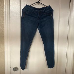 New York and Company denim ankle jeans with zipper pocket